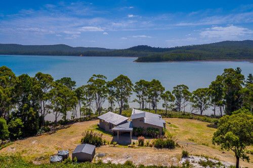 Cloudy Bay Lagoon Estate